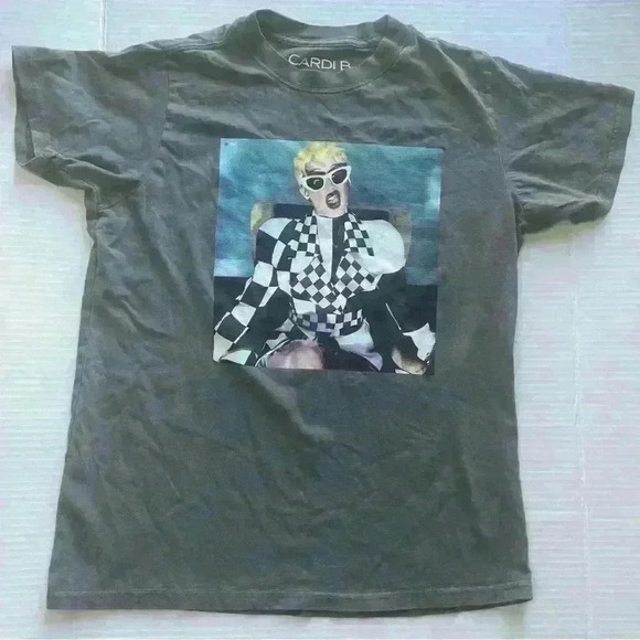 Cardi B distressed grey t shirt size xs - Picture 1 of 4